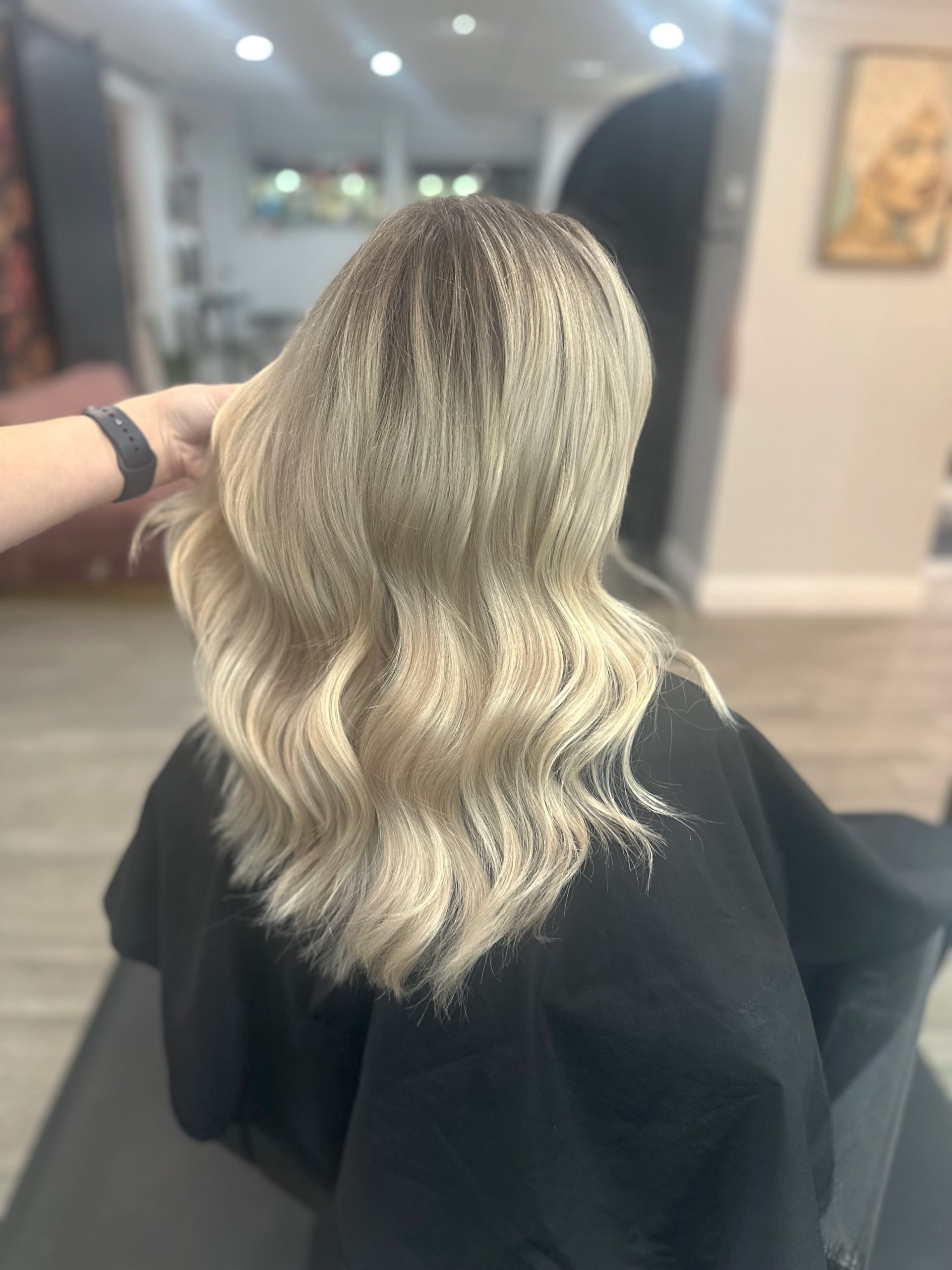 Facetune_26-10-2023-22-50-42